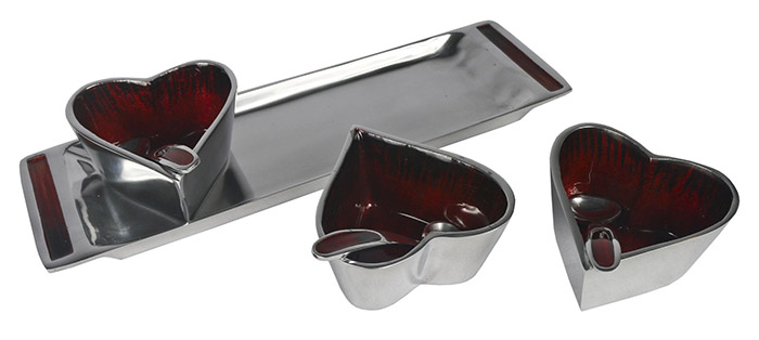 Aluminium Tray With 3 Heart Bowls With Spoons